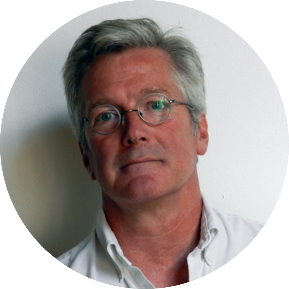 headshot of Richard Hollis